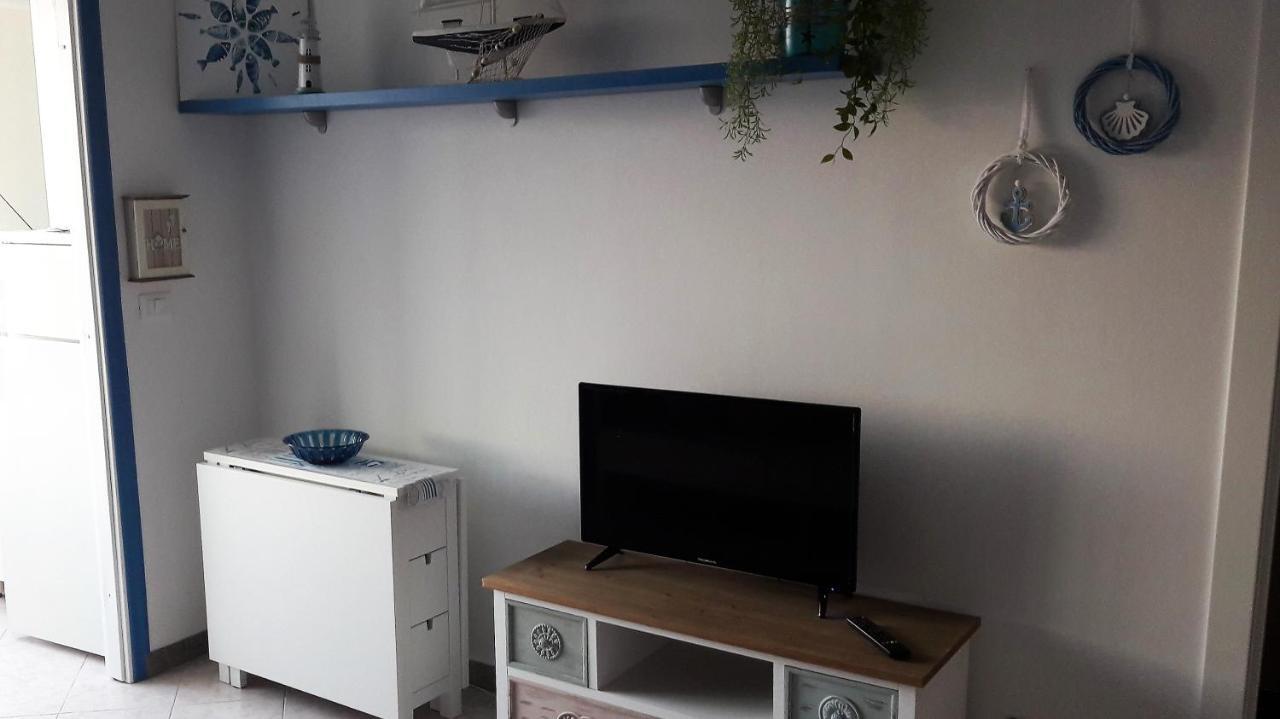 Very Cosy House With Fabulous Sea View! Pietra Ligure Room photo