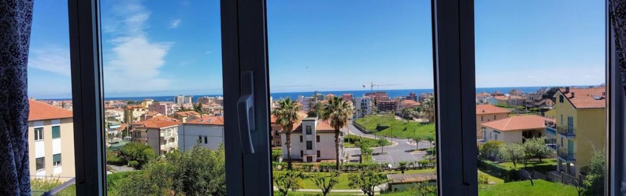 Very Cosy House With Fabulous Sea View! Pietra Ligure Exterior photo